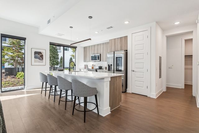 10 Tower St NW #1-405, Atlanta, GA 30363