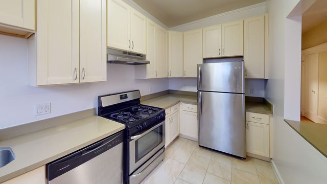 655 Stockton St #205, San Francisco, CA 94108