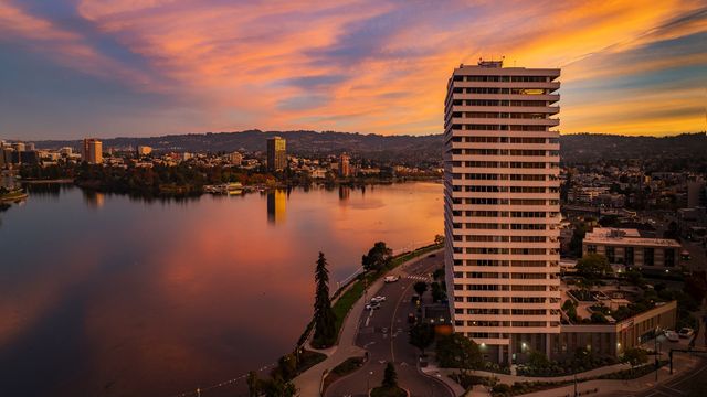 1200 Lakeshore Ave #25G, Oakland, CA 94606